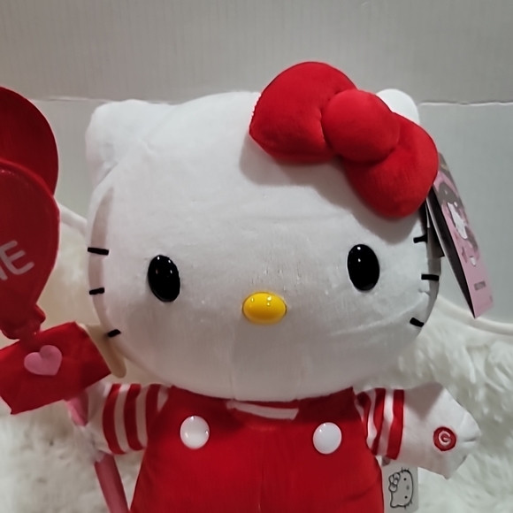 Hello Kitty Valentine’s Side Stepper Brand new - Picture 5 of 7